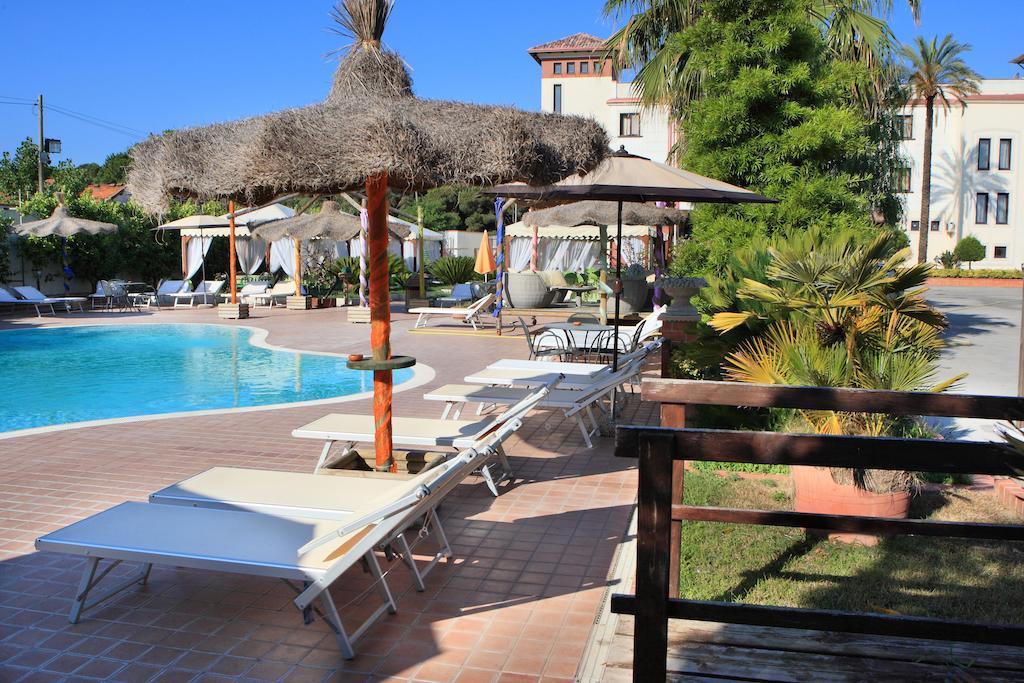 Venus Park Hotel Castel Volturno Exterior foto