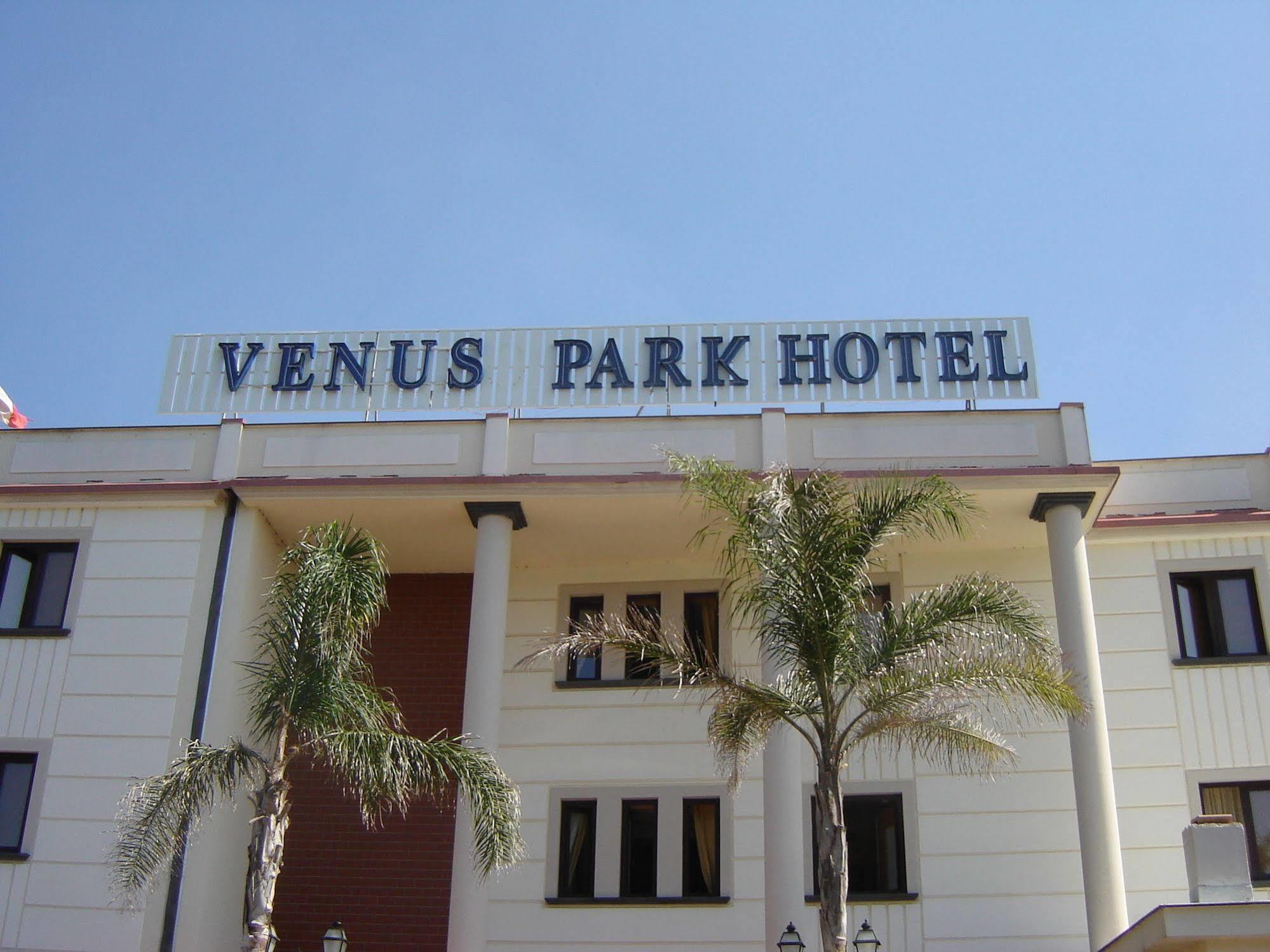 Venus Park Hotel Castel Volturno Exterior foto
